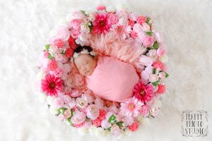 newbornphoto-wreath